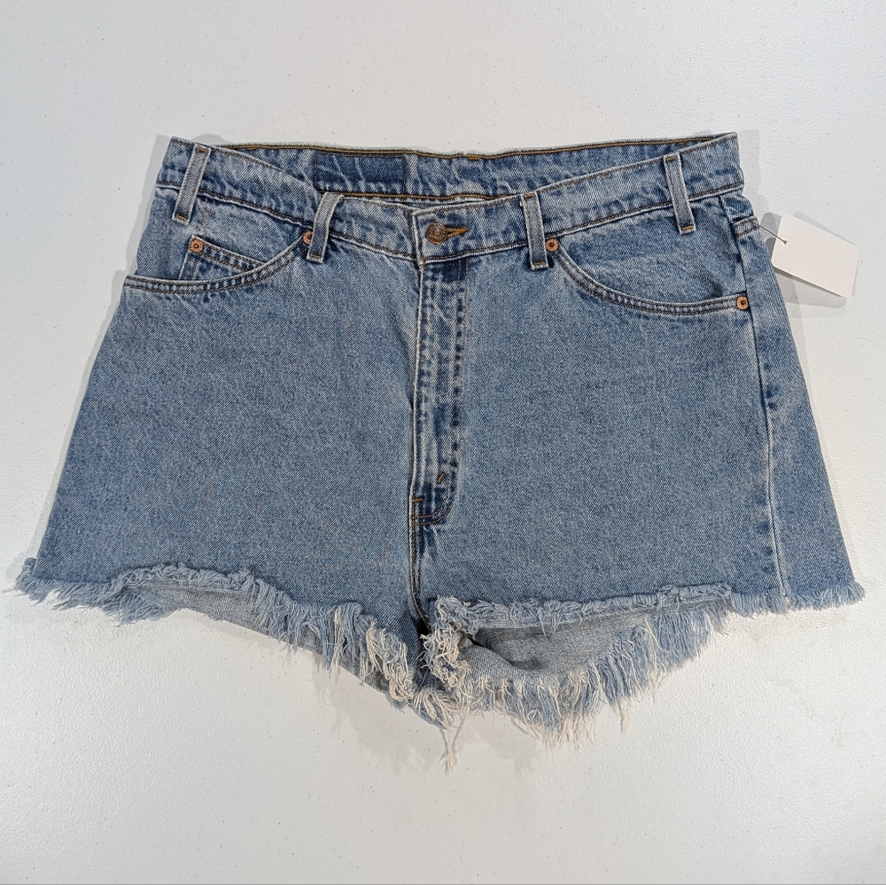 Levi's 505 Women's Regular Fit Frayed Hem Casual Jean Shorts